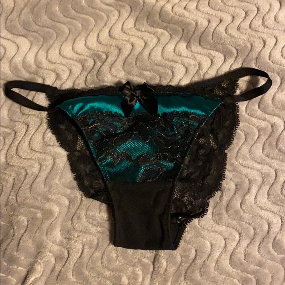 VS Cheeky Panties